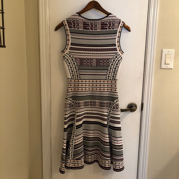 Dress - Picture 2 of 6